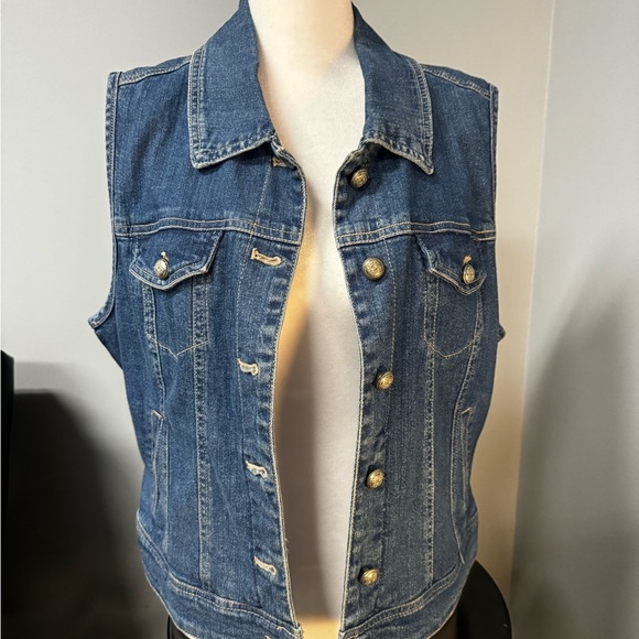 Live a Little - Picture 2 of 6